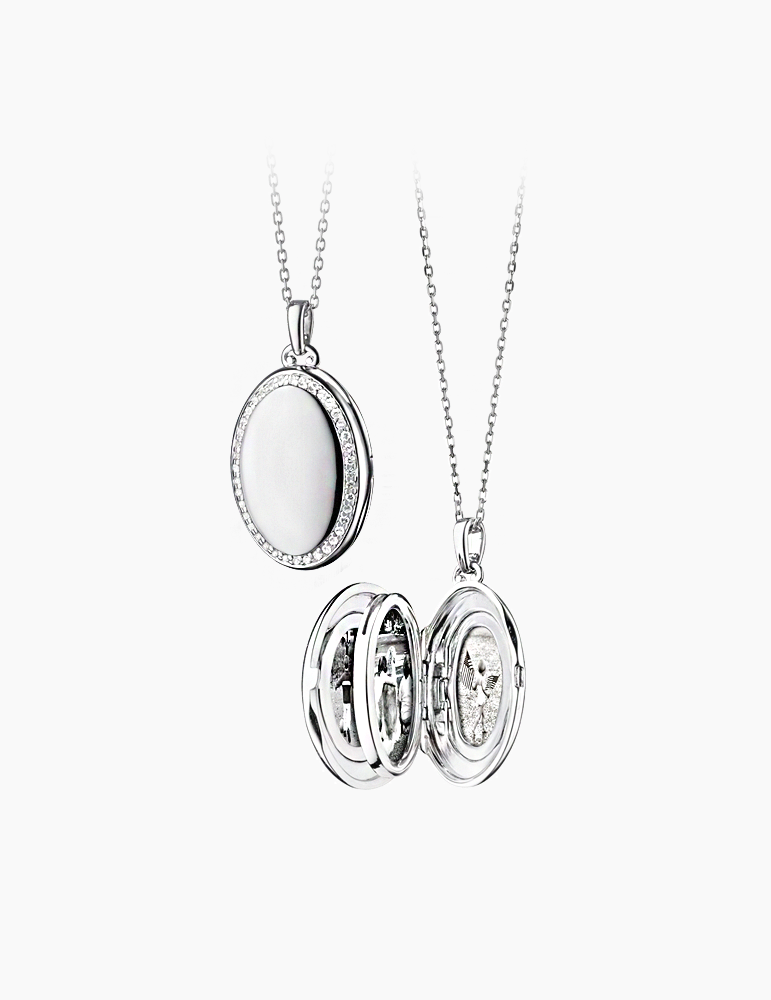 The pendant set silver